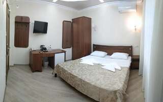 Отель Olimp Tayirove Двухместный номер с 1 кроватью или 2 отдельными кроватями и балконом-2